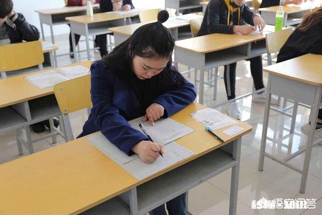 高考成绩已出，艺术生应该选择复读吗