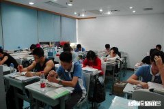 高考成绩已出，艺术生应该选择复读吗