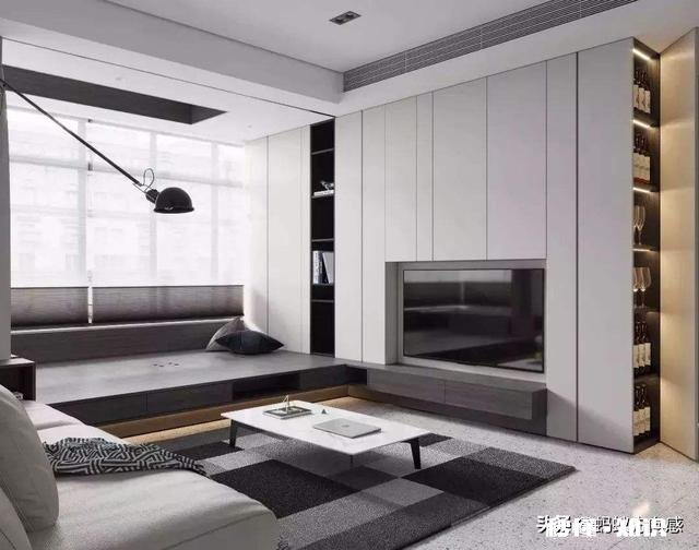 我的客厅想设计这样的电视背景墙，哪位大神还有类似的图片