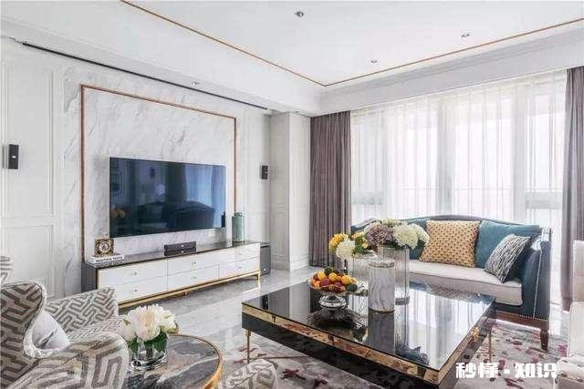 我的客厅想设计这样的电视背景墙，哪位大神还有类似的图片