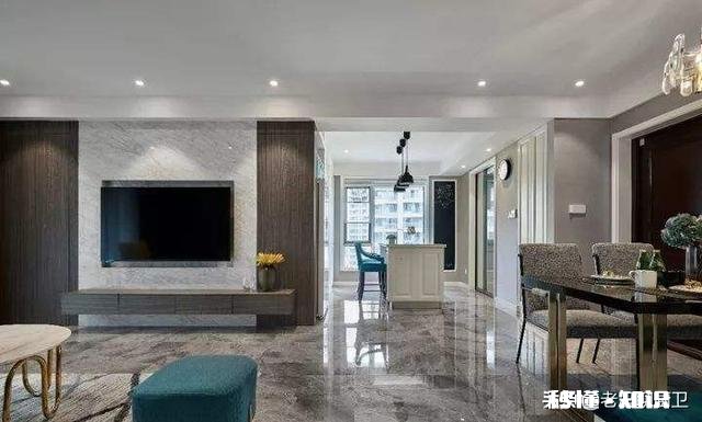 我的客厅想设计这样的电视背景墙，哪位大神还有类似的图片