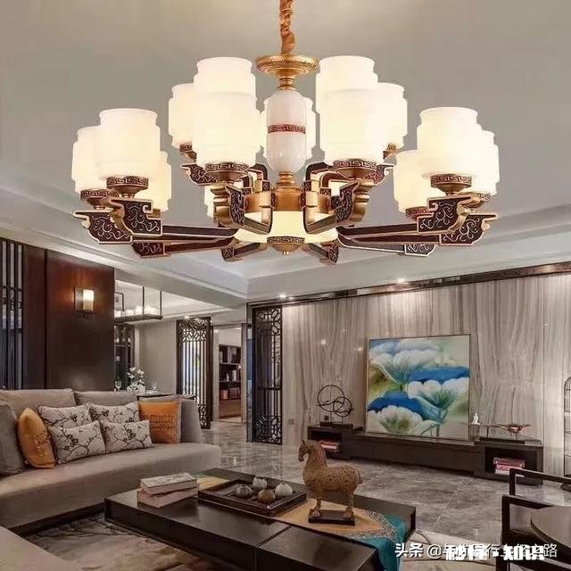 我的客厅想设计这样的电视背景墙，哪位大神还有类似的图片