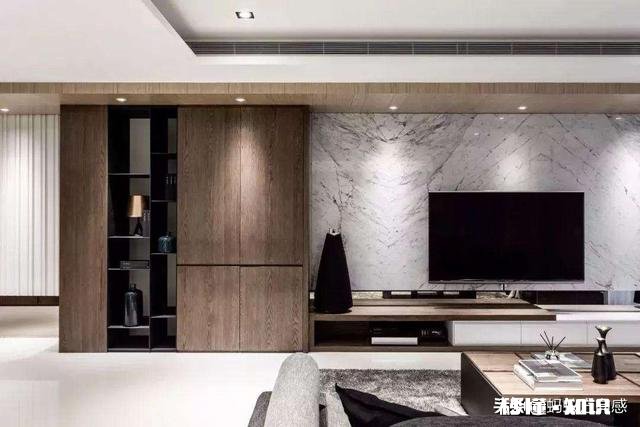 我的客厅想设计这样的电视背景墙，哪位大神还有类似的图片