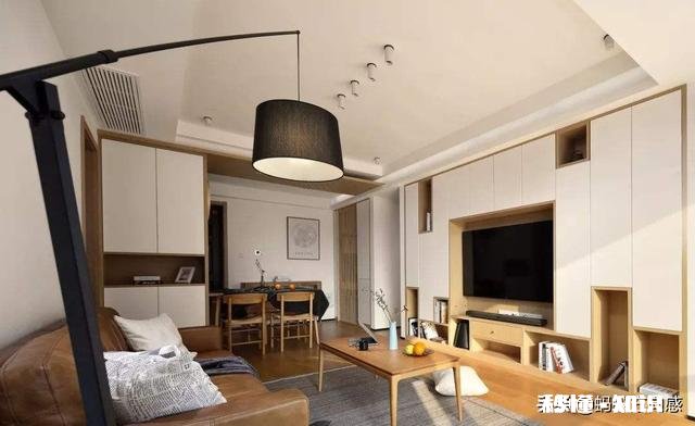 我的客厅想设计这样的电视背景墙，哪位大神还有类似的图片