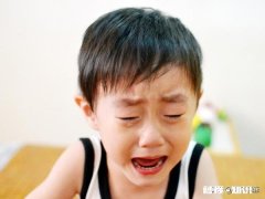 一岁九个月宝宝，天天晚上会哭醒几回，怎么办呢