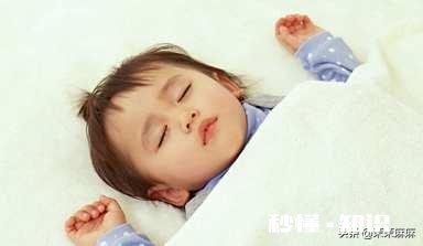 一岁九个月宝宝，天天晚上会哭醒几回，怎么办呢