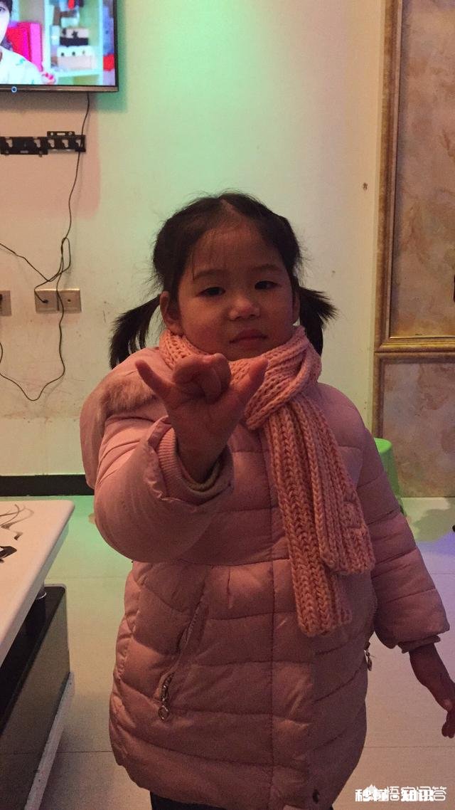 平辈或高一辈以内的称呼中，你觉得哪个称呼最显老