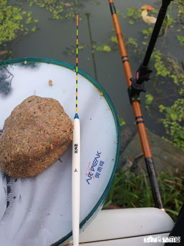 在活水水域垂钓,我的漂走水很严重。怎么解决