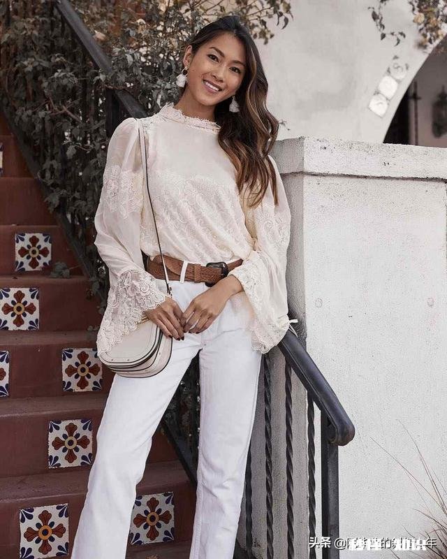 在流行高逼格深色系的今天,白色过时了吗