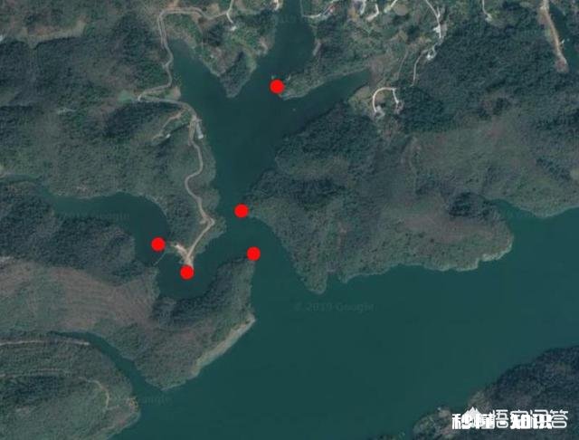 大神帮看下这个地方如何选钓位