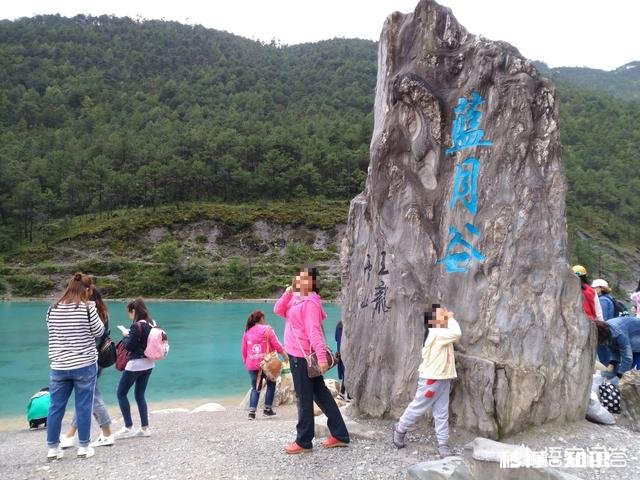 八月初去云南穿什么合适