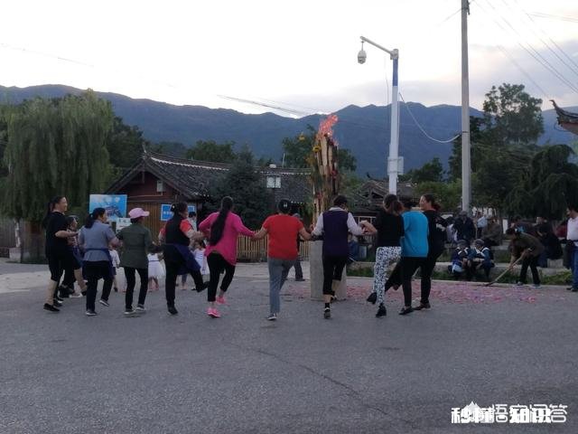 八月初去云南穿什么合适