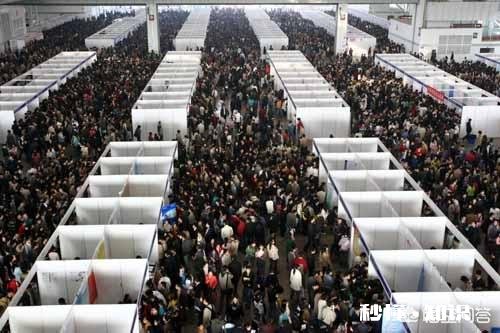 高考填报志愿,到底是学校品牌重要,还是自己兴趣重要