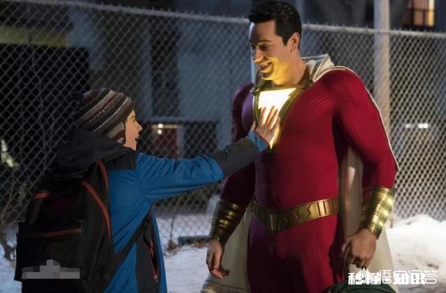 如何评价《雷霆沙赞》这部DC电影值得一看吗