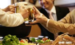 在聚会敬酒的时候不知道说什么怎么办