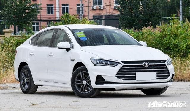 十万落地的代步轿车，有哪些不错的推荐