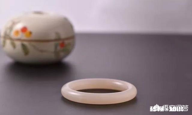 粉色的和田玉是真的吗