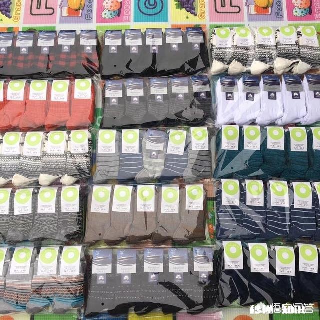 想在晚上出去摆摊，卖什么比较好