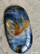 请各位高人帮助我看一下、这枚古钱币是那国家和时代的