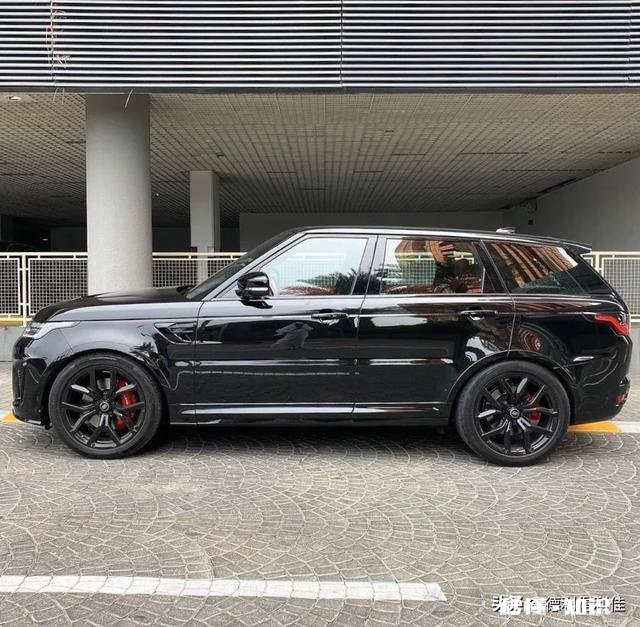 奔驰大G适合小个子女生开吗