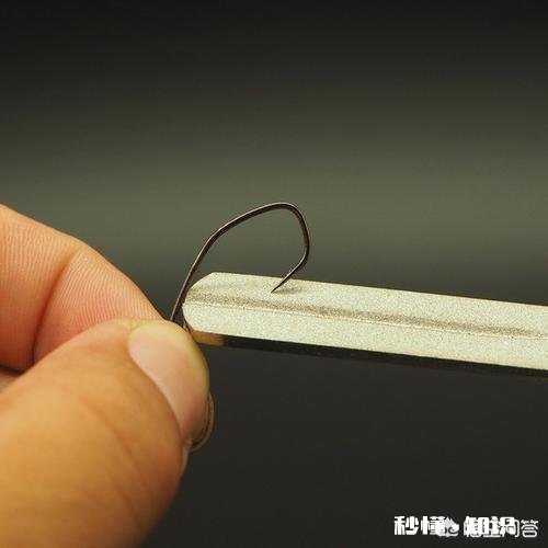 钓鱼钩尖钝了该怎么办有什么方法可以让它重新变锋利吗?