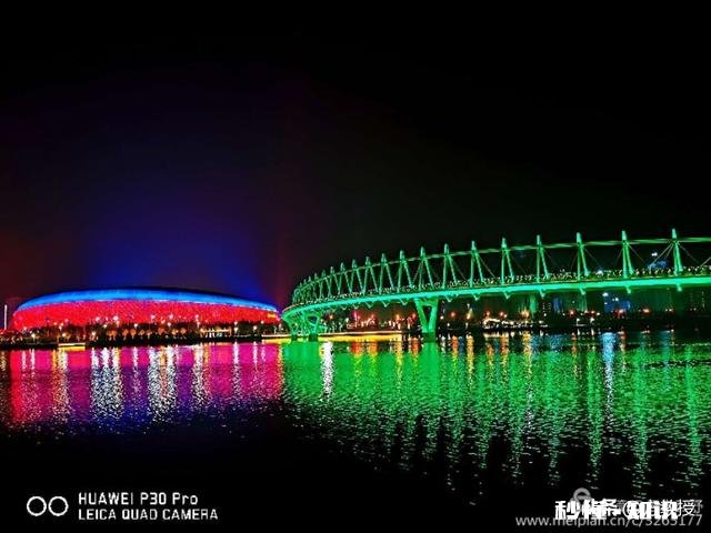 如果我要去你的城市自助一日游或者两日游，有哪些东西我是必须去看的