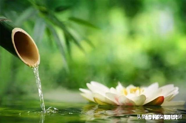 小孩不喝水怎么办