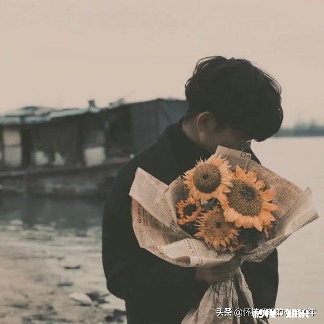 跟我说说最让让你感动的歌曲吧