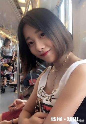 中国女子田径接力队中有人在腹部贴着胶布，是带伤上阵还是另有原因你怎么看