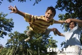 亲生的两个孩子，会喜欢一个，讨厌一个吗