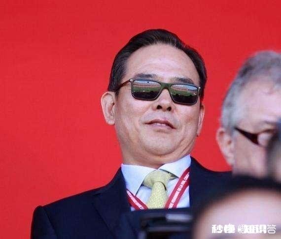 都说专业人做专业事，男篮有姚明，你认为男足球星中谁可以做主席