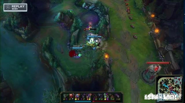 RNG险胜LNG,英雄联盟被他们玩成回合制游戏,UZI打出12-2战绩“杀疯了”你有何看法