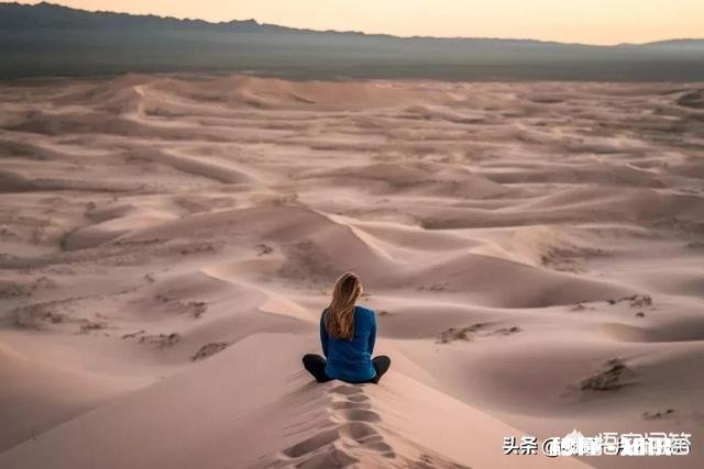 你每个月给妈妈打几次电话