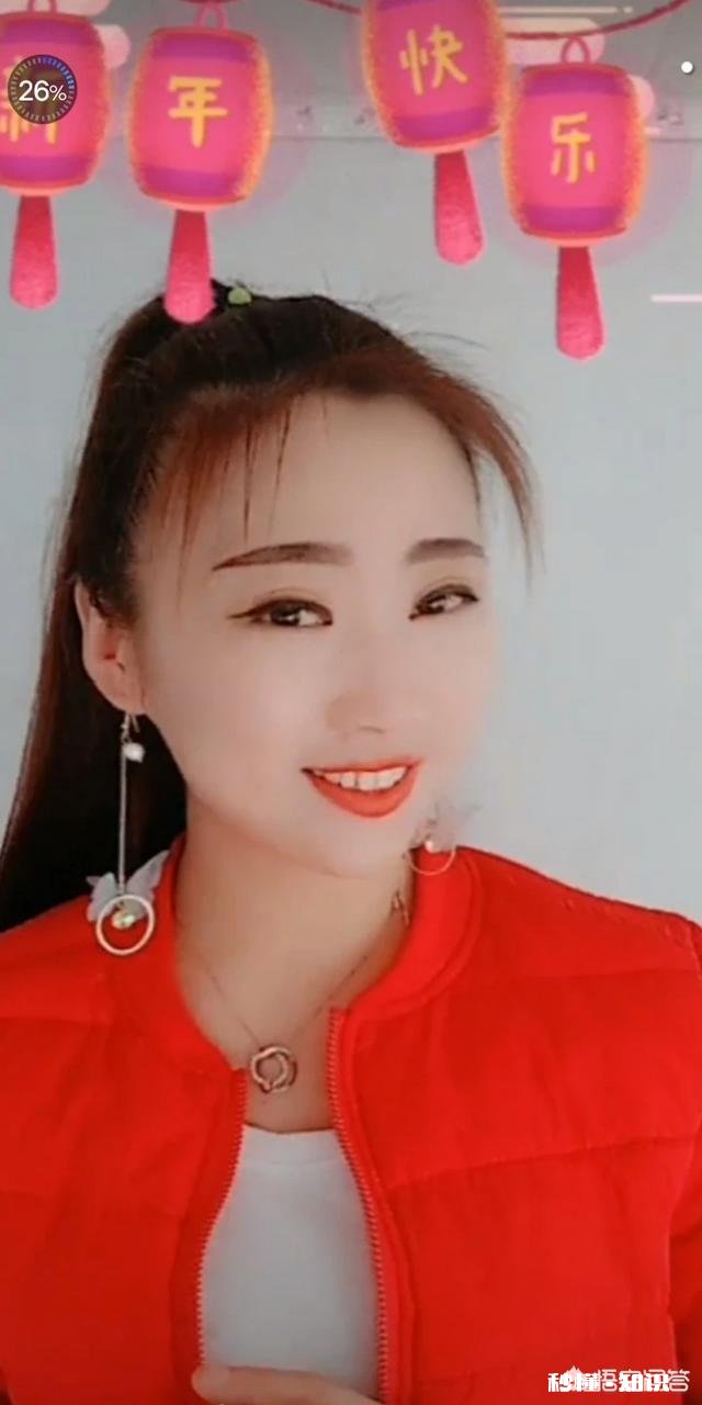 一段搞笑的文字与一张搞笑的图片相比,哪个能更让你快乐