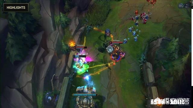 RNG拿出黑科技,UZI化身“打野”,拿出虚弱奎因全场“逛街”,你怎么看