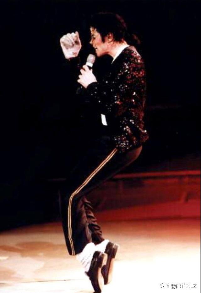 迈克尔杰克斯演唱会很疯狂，目前还有哪个明星能与之抗衡