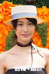 陈冠希老婆,超模秦舒培的日常穿搭有什么可借鉴之处