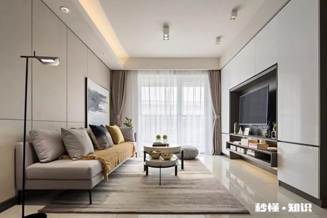 厨房比较小,冰箱不太好放,除了厨房放在哪比较合适呢