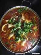 夏季又到了钓大鱼的时节，钓友们钓到草鱼都怎么做菜的说说最爱的吃法