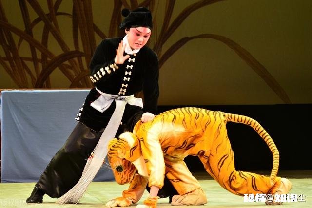 《水浒传》里面的三碗不过岗的酒，放在我们现代来说是多少度