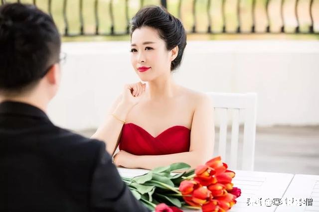 对于在大学期间，大学生谈恋爱这个问题，你有何看法