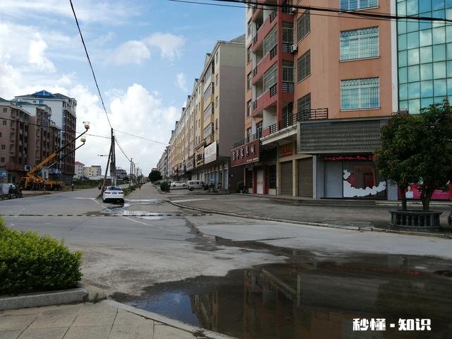 为什么有的农村把街道修六米宽