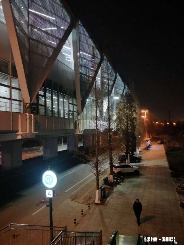 30万装修一套三层楼250平方米的别墅能行吗该怎么装修