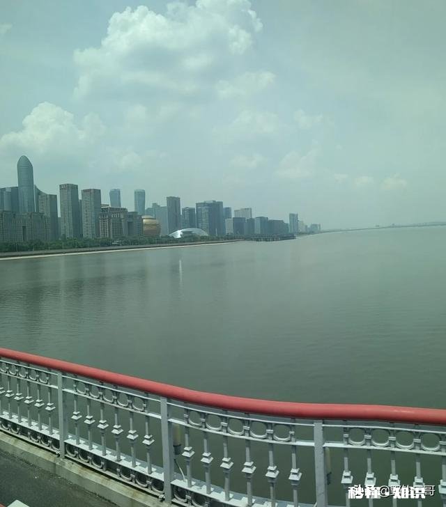 野钓的时候遭遇鱼口不断，你会不会决战到天亮