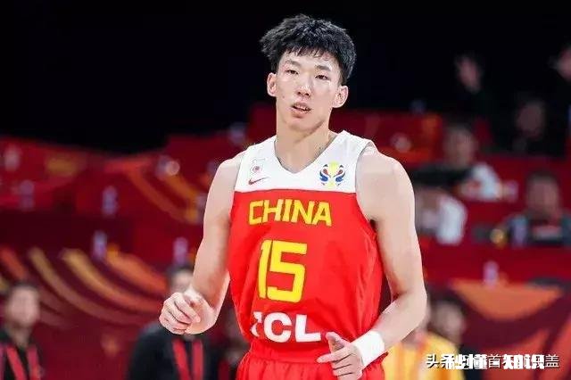 争议不断！周琦发心灵鸡汤“让梦想永不退场”，实则为信贷产品打广告。对此，你怎么看