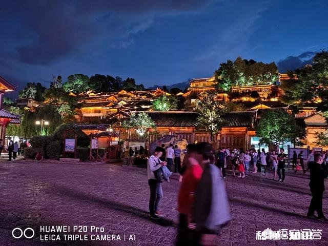 华为mate20系列与老款旗舰机型p20pro相比，哪个更值得购入呢为什么