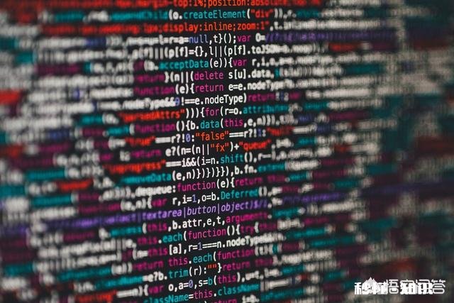 学习编程适合买书学习，还是去参加网络课程