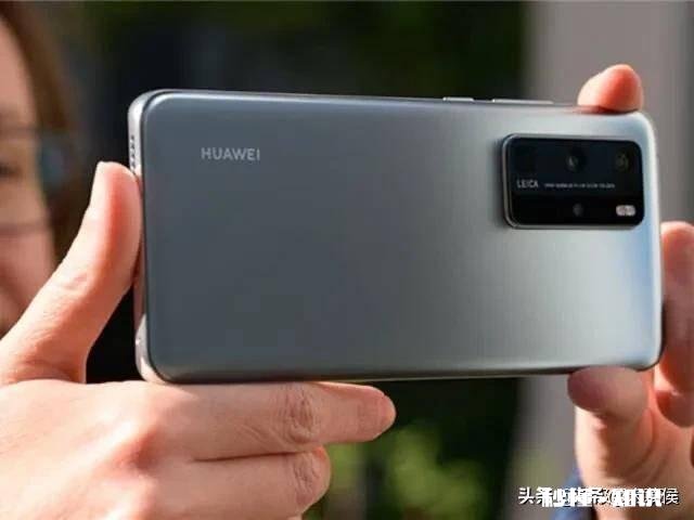 华为P40 pro相机和入门级单反比差多少