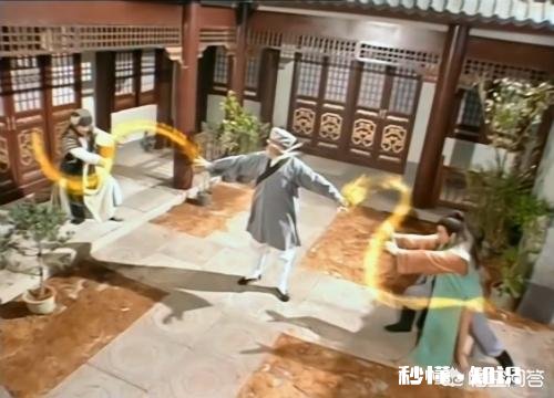 金庸武侠里，丐帮的招牌武功是降龙十八掌还是打狗棒哪一门厉害