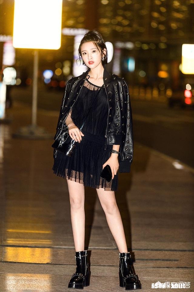 为什么有的女孩会喜欢天天穿连衣裙